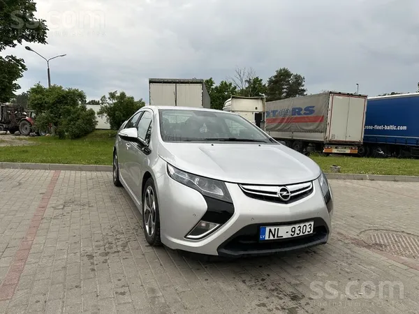 Opel Ampera