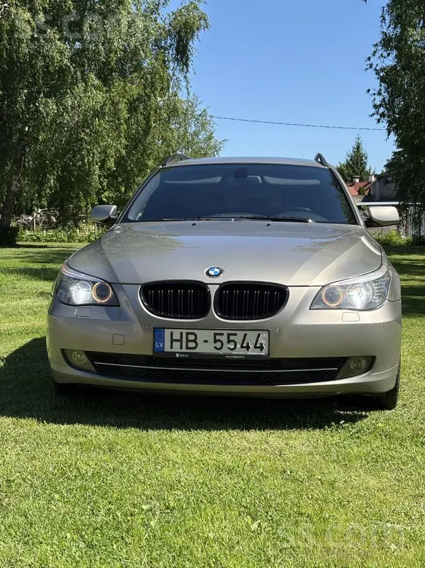 BMW 525