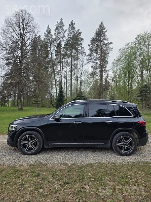 Mercedes GLB 200