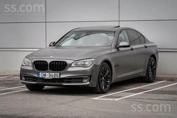 BMW 730