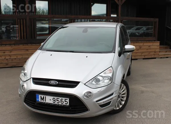 Ford S-Max