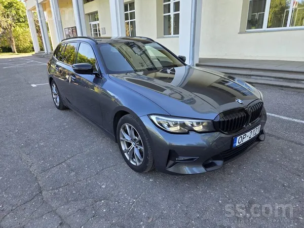 BMW 320