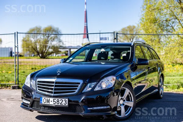 Mercedes E220