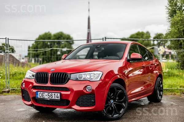 Bmw X4 M-pack Xdrive 30D ar 3.0 litru dīzeļdzinēju un automātisko ātrumkārbu