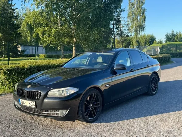 BMW 525