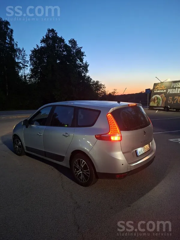 Renault Grand Scenic