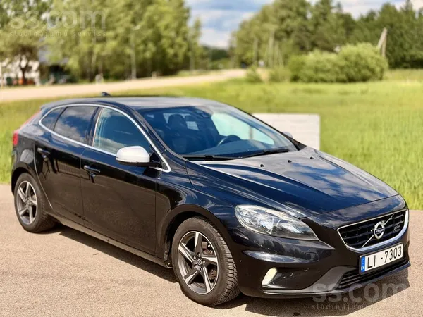 Volvo V40