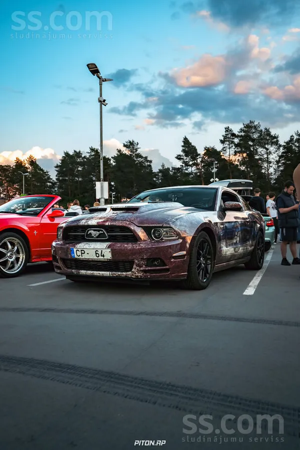 Ford Mustang