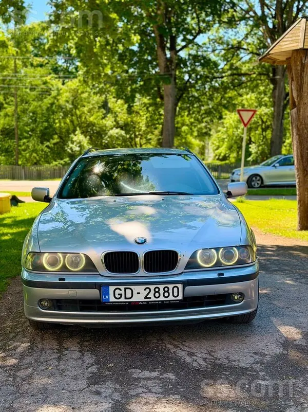 BMW 530