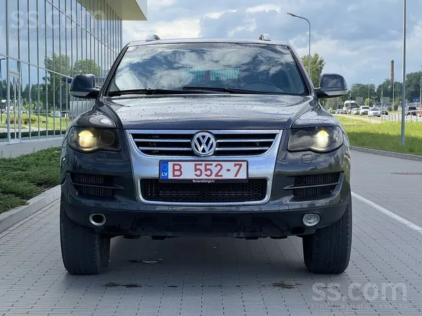 Volkswagen Touareg