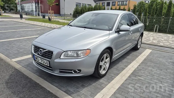 Volvo S80