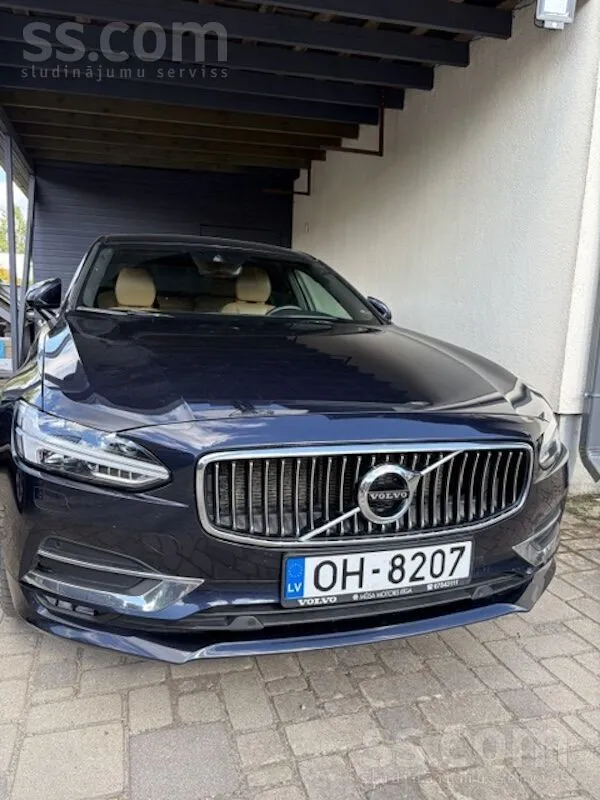 Volvo S90