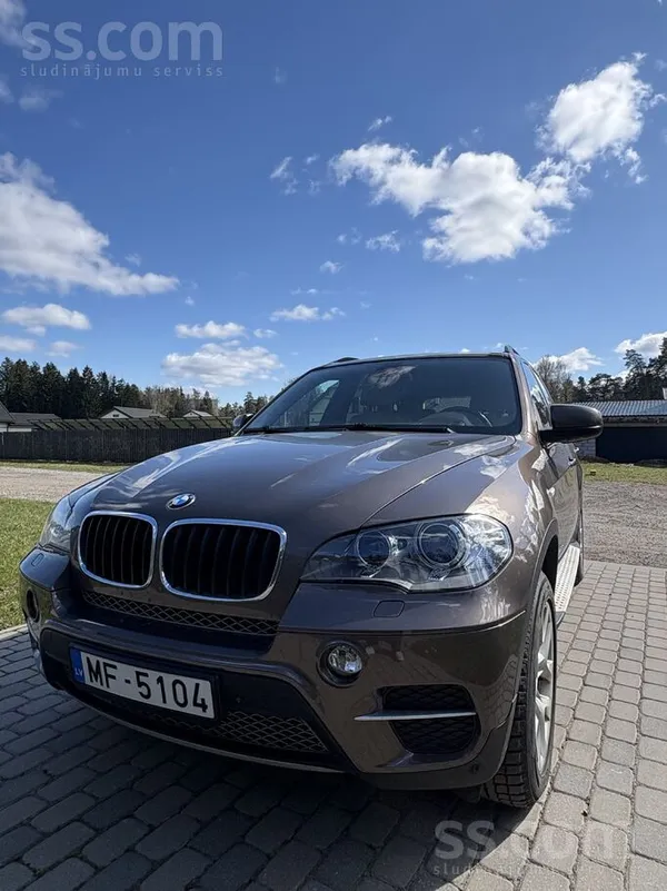 BMW BMW X5 xDrive30d 3.0D 180 kW 7 vietas