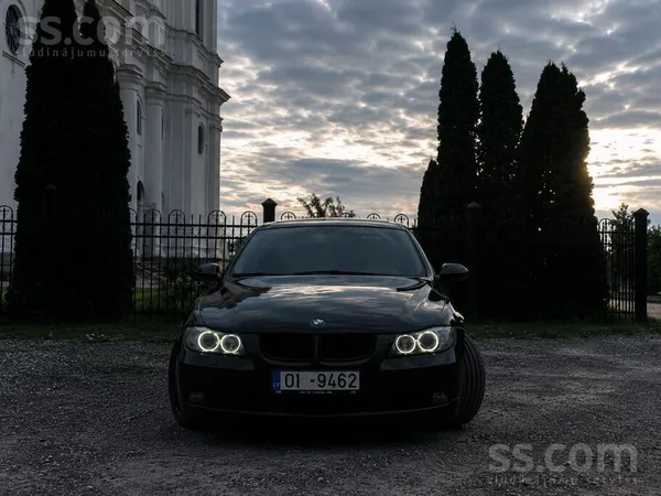 BMW 320