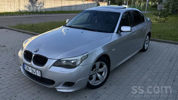 BMW 520