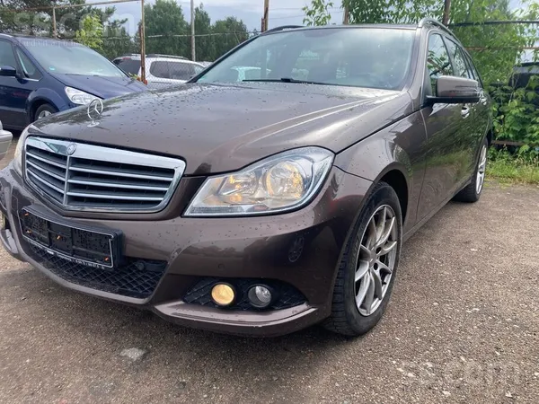 Mercedes C200
