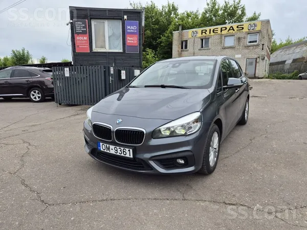 BMW 218