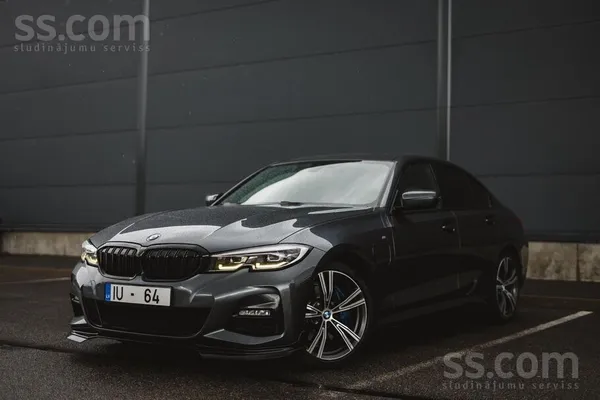 BMW 330