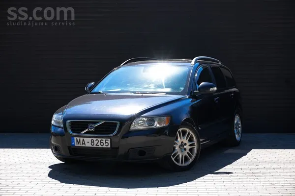 Volvo V50