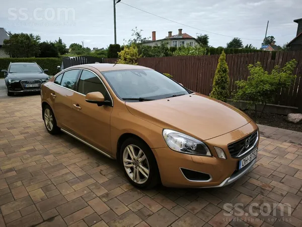 Volvo S60