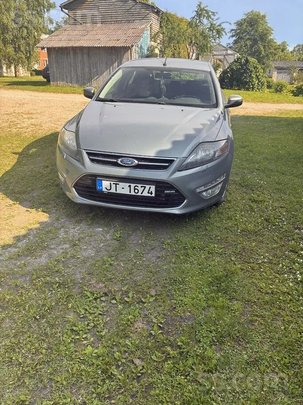 Ford Pardodu normalu auto 