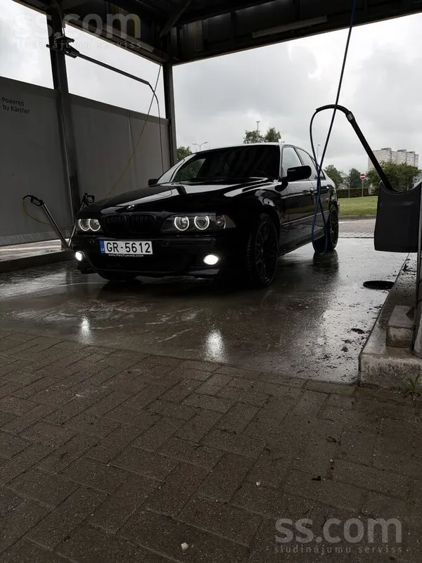 Pardodu BMW E39 530d (142 kW) - 2001. gads
Pardošanā uzticams un kopts meln