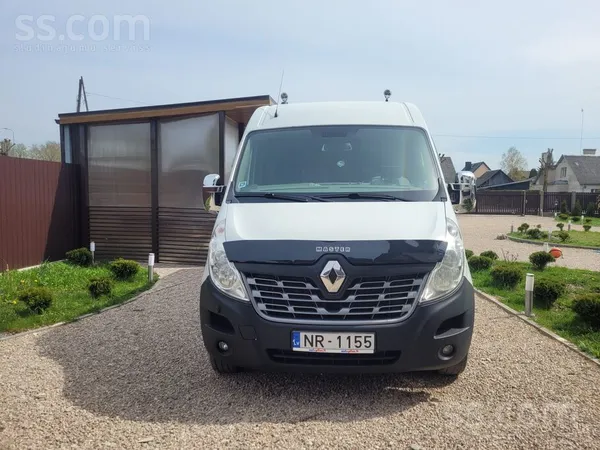 Renault Продаётся надёжный и вместительный пассажирский ми