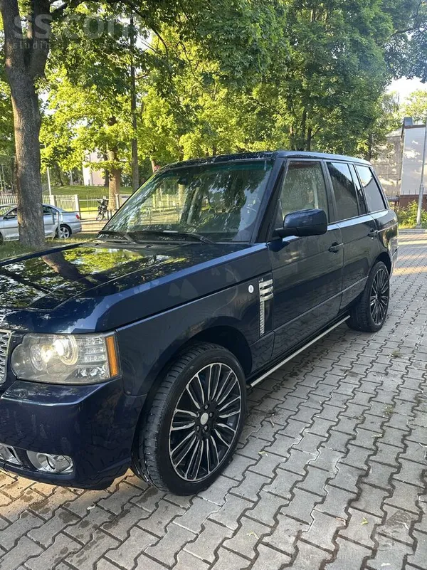 Labdien. 

Pārdodam šādu Land Rover L322 

Šis ir viss labākais modelis