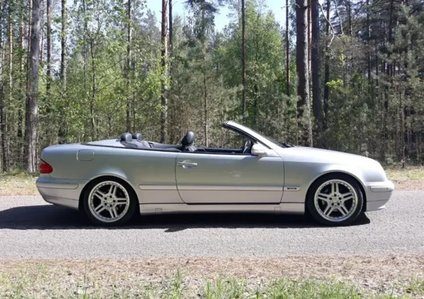 Mercedes Продаю на запчасти Все подробности по телефону. пе
