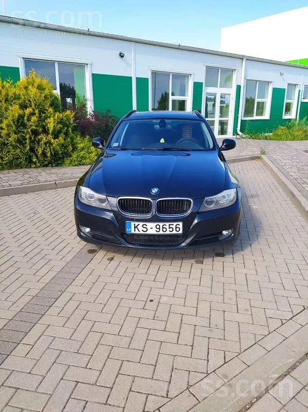 BMW Šonedēļ izieta Tehniskā Apskate uz gadu. 