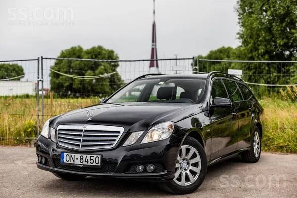 Mercedes Tikko no Vācijas Mercedes-Benz E220 ar 2.2 dīzeļdz