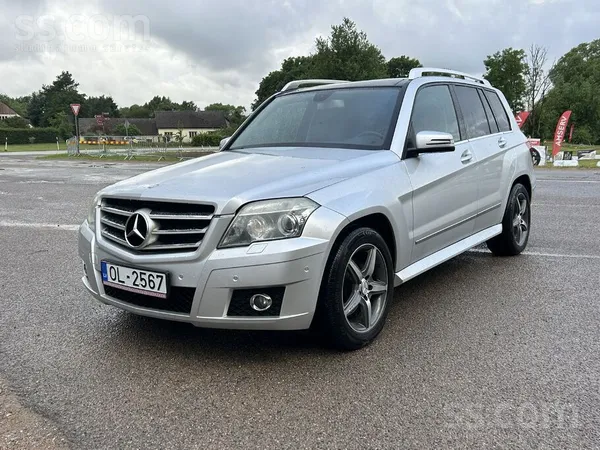 Pārdodu Mercedes-Benz Glk 320 4Matic (pilnpliedziņa ) labā tehniskā un vizuā