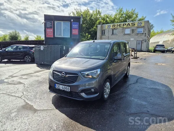 Opel Combo Life 1.5l dīzelis. 75kw
Tehniskā apskate derīga līdz 03.2028
Vi