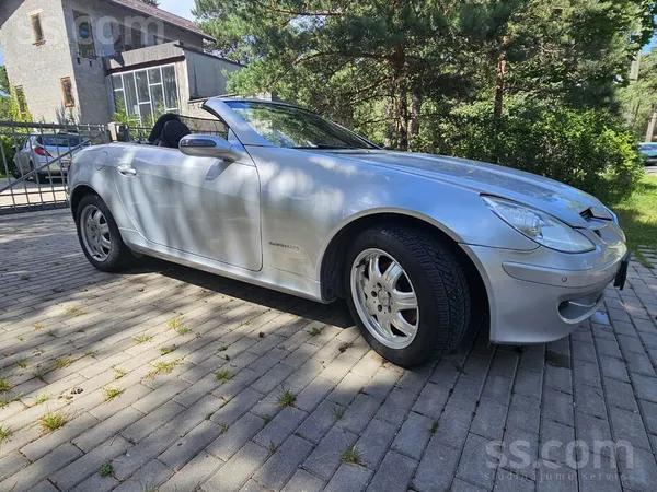 Pārdod Mercedes Slk200
- Kompresors
- Manuālā kārba
- No Vācijas

Atrod