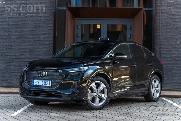 Audi Q4 Sportback 50 quattro S line I Matrix Led I 360 I Sonos I 2023

Val