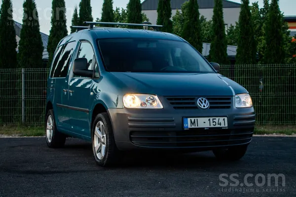 Volkswagen VW Caddy 1.9d piecas sēdvietas. 