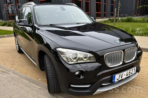 BMW X1 2013, 1.9D dīzelis, Automāts, SUV/Apvidus, Melns — Latvijā