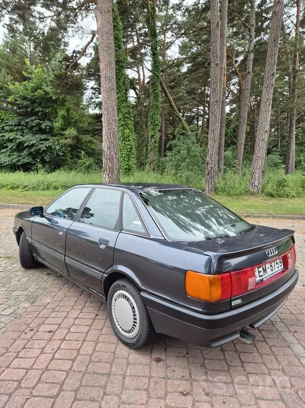 Audi Audi 80 B3 (1.6, PP, 70 л. с. ) Эксклюзивная компл