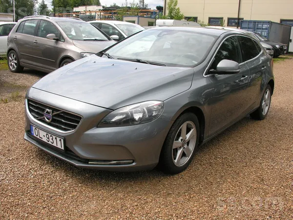 Volvo 2.0 D4 140kw. 6atrumi , labā tehniskā un vizuālā s