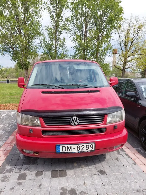 Bez tehniskiem defektiem, sēdies un brauc. Vizuāli šur tur kāds sīkums kā ja