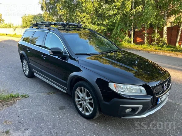 2015. gada Volvo Xc70, 2.4D, 133 kW, automātiskā pārnesumkārba. 

Aprīkoju