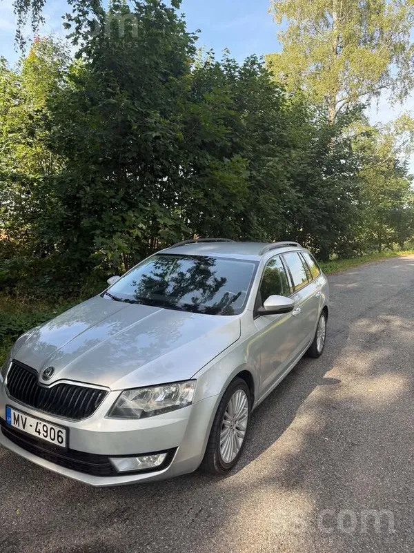 Pārdodu Škoda Octavia Combi 2014. gada, 2.0 Tdi Dsg automāts. 

Uzticams,