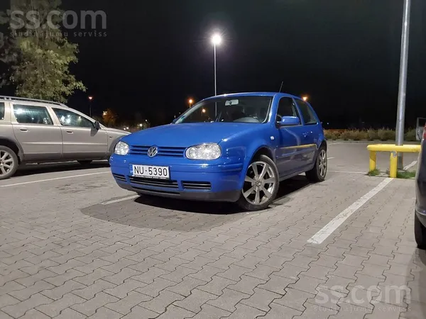 Volkswagen Pardodu Golf IV laba stavokli. Ir salona trukumi. 