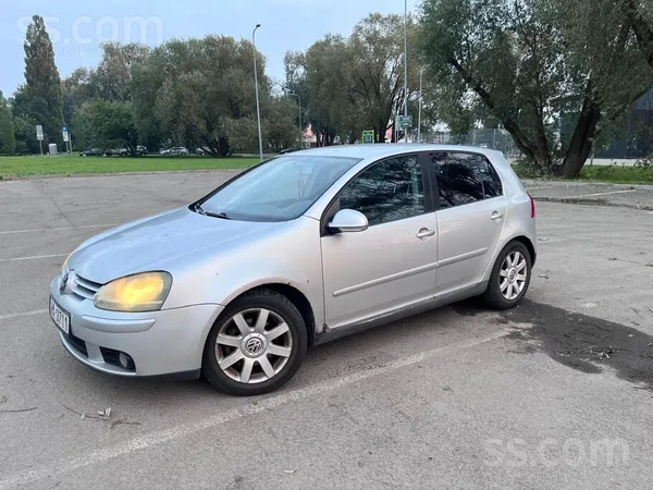 Pārdodu VW Golf 5. Dinamisks auto un vairāku gadu laikā labi kalpojis. Svaig