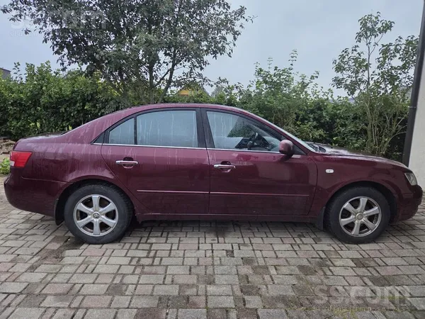 Pārdodu auto, iegādāts salonā, viss oriģināls, nobraukums u. tt, viss strādā