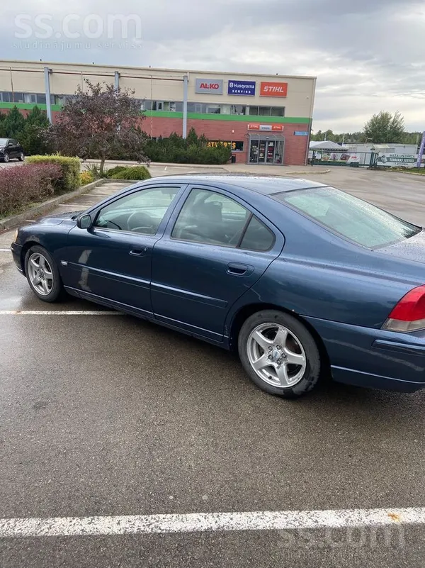 Volvo S60 - 1