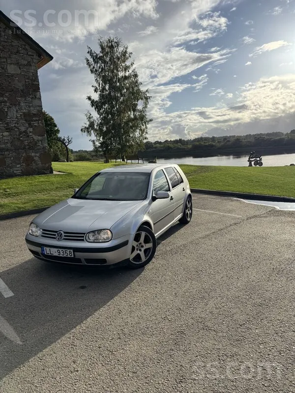 Pārdodu labu golfu, brauc stingri un stabili , tehniski viss labi, ir arī pa