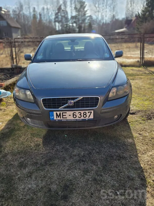 Volvo S40