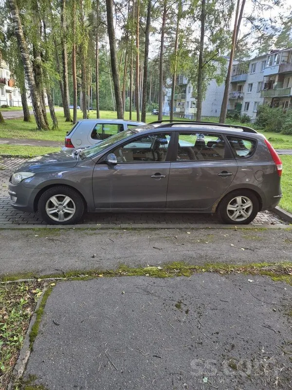 Hyundai Продаю Hyundai i30 2010 года. Автомобиль на ходу, 