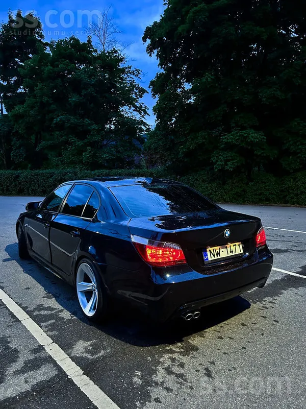BMW 530